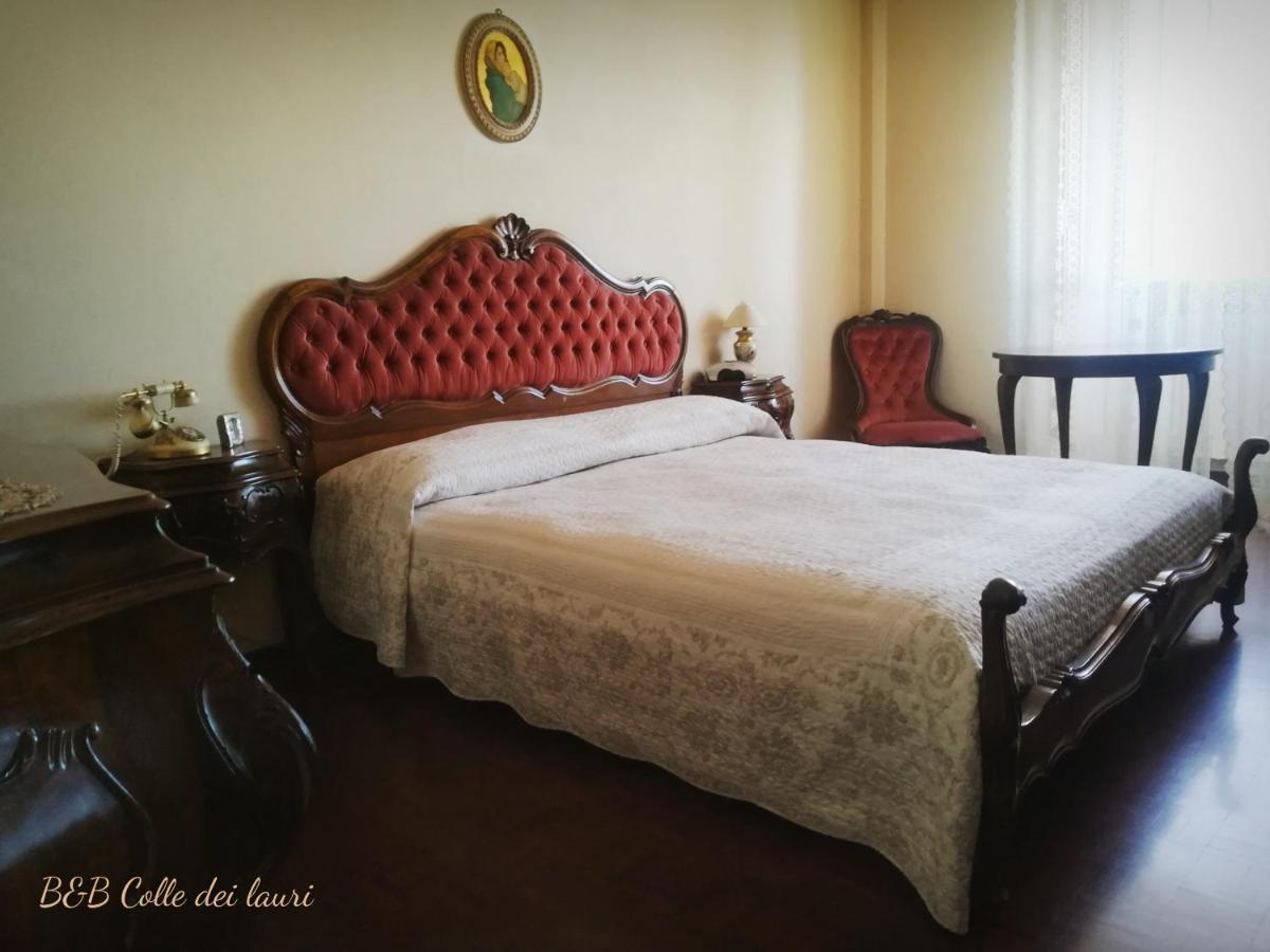 로레토 Colle Dei Lauri B&B 외부 사진